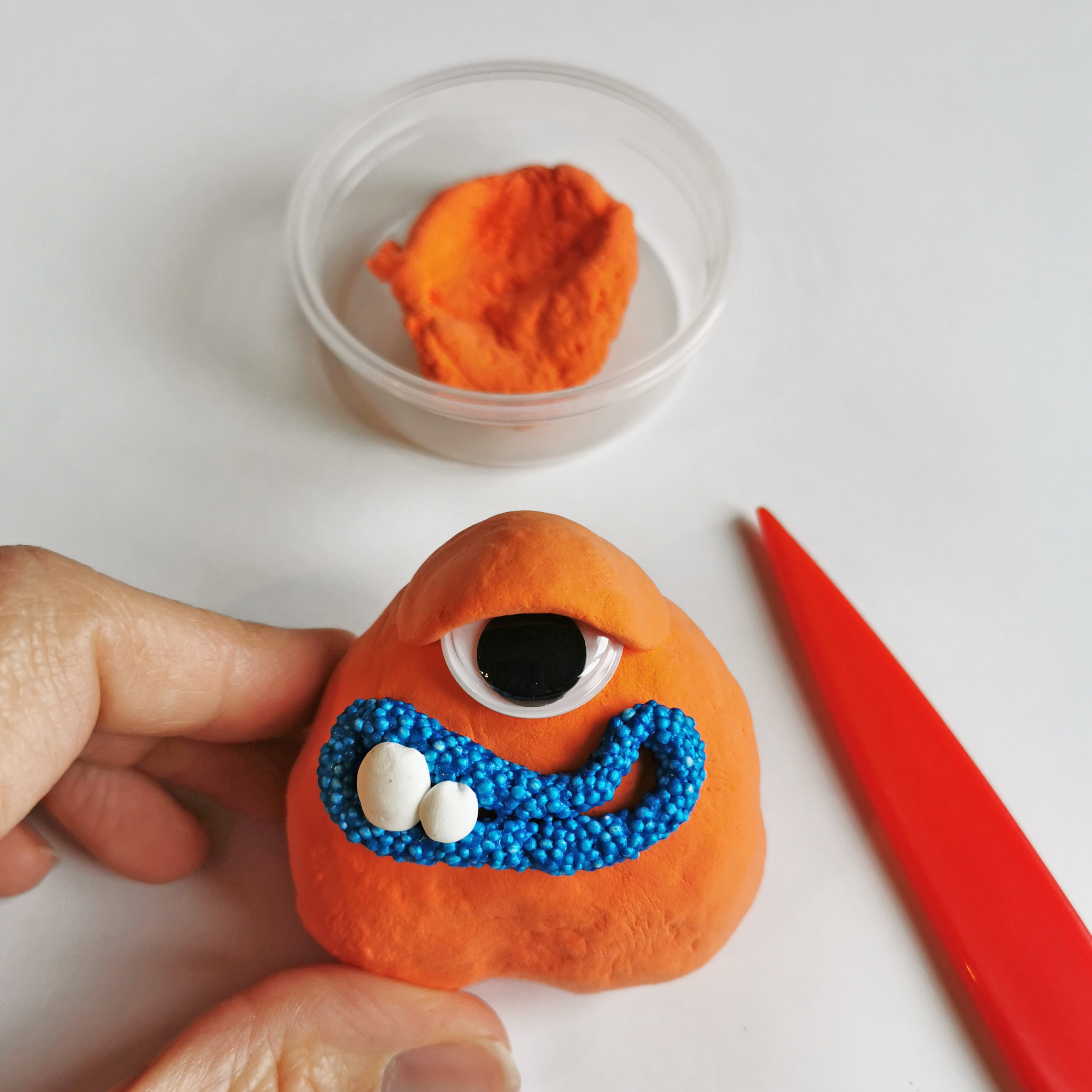 Kit créatif enfant DIY aliens en pâte à modeler