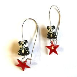 boucles oreilles createur animal totem boheme panda etoile rouge