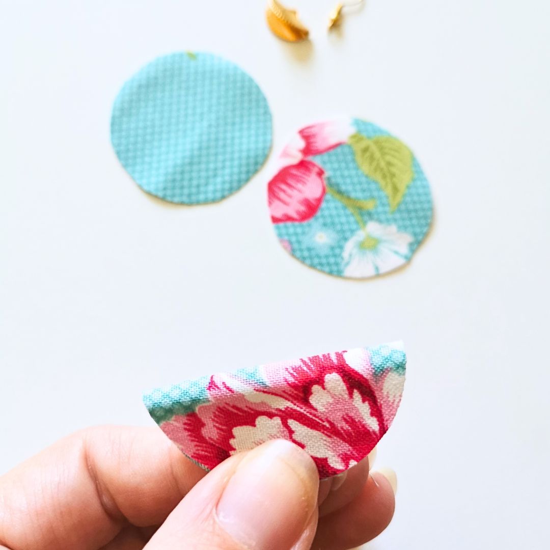 diy-recyclage-fabriquez-vos-boucles-d-oreilles-en-tissu