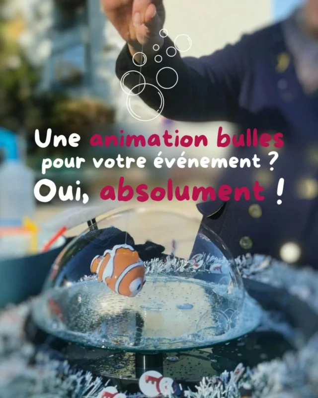 Des rires, des "wahou", des yeux qui brillent... et des bulles qui dansent !
Choisir une animation bulles de savon géantes, c’est offrir un moment magique à tous les âges.

Poétique, sensorielle, douce et pleine de surprise, c’est l’animation qui fait mouche à chaque fois — sans bruit, sans stress, juste de la joie en plein air (ou en salle !).

🎈 Pour vos fêtes d'entreprises, événements familiaux, mariages, anniversaires … les bulles mettent tout le monde d’accord 

🫧 Alors, quand est-ce qu’on bulle ensemble ?
Caroline@lesrecreationscreatives.fr

----------------------------------------------
Je suis Caroline animatrice et conceptrice d'événements (ré)creatifs. 
Découvrez nos prestations originales autour de Nîmes, Montpellier, Avignon, Marseille, Paris... 
👉Lien en bio
----------------------------------------------

#animationenfant #animationfamiliale #bullesdesavon #animationmagique #bullesavongeante #evenementiel #animationoriginale #animationentreprise